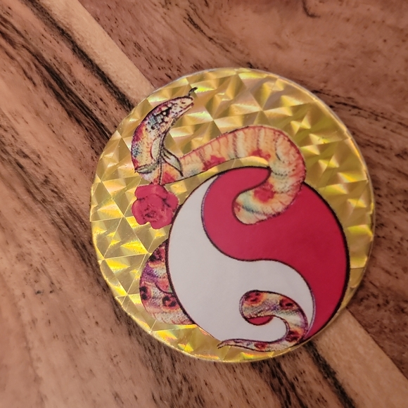 Set of 3 pogs - Picture 2 of 5